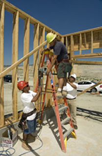 Example of coworker handing tools to ladder climber rather than the climber carrying up the tools himself.