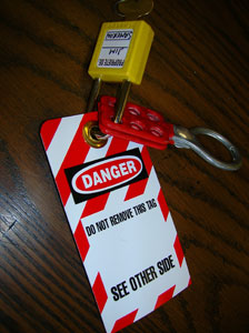 Lockout/tagout hardware - lock, tag, and hasp